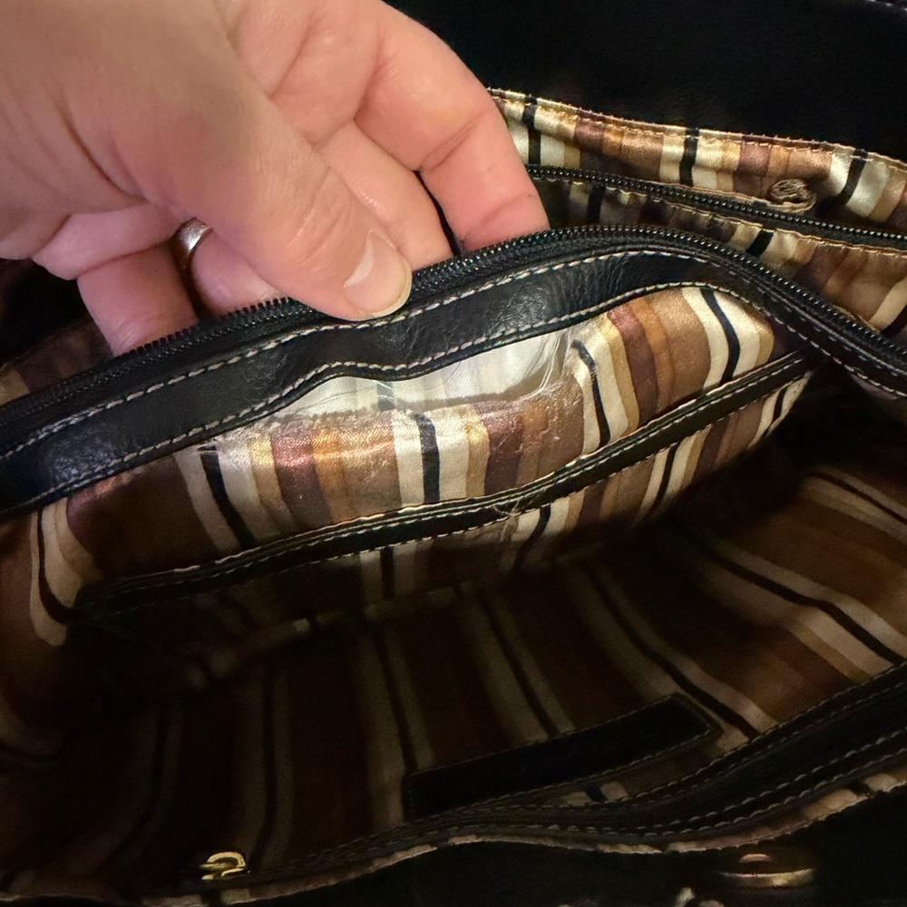 Tignanello Black and Tan Tote Bag - Picture 11 of 16